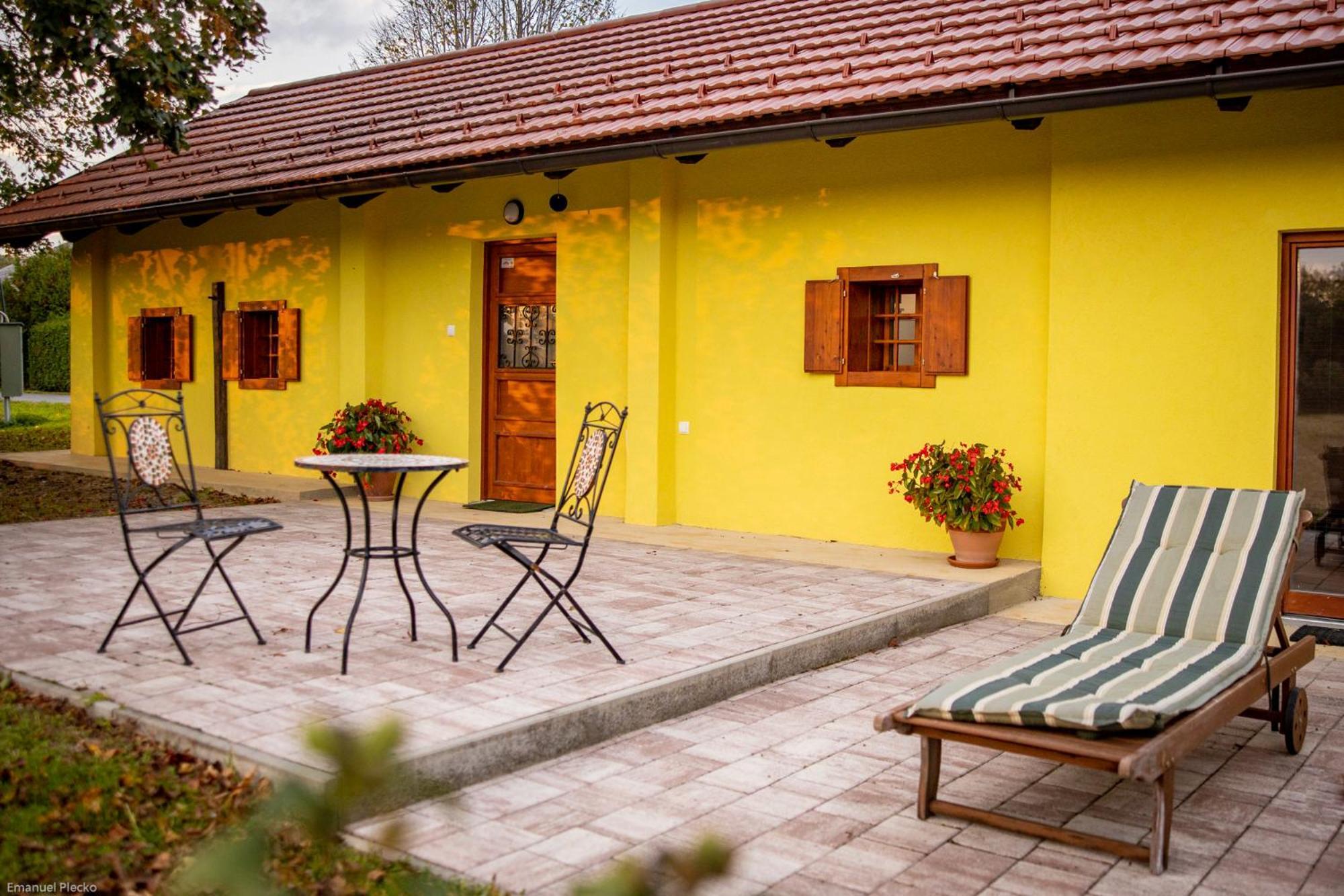 Hostel Strug Makole المظهر الخارجي الصورة